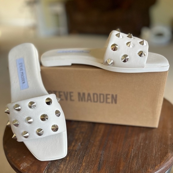 Steve Madden Laverne Leather Studded Slide Sandals - Picture 2 of 10